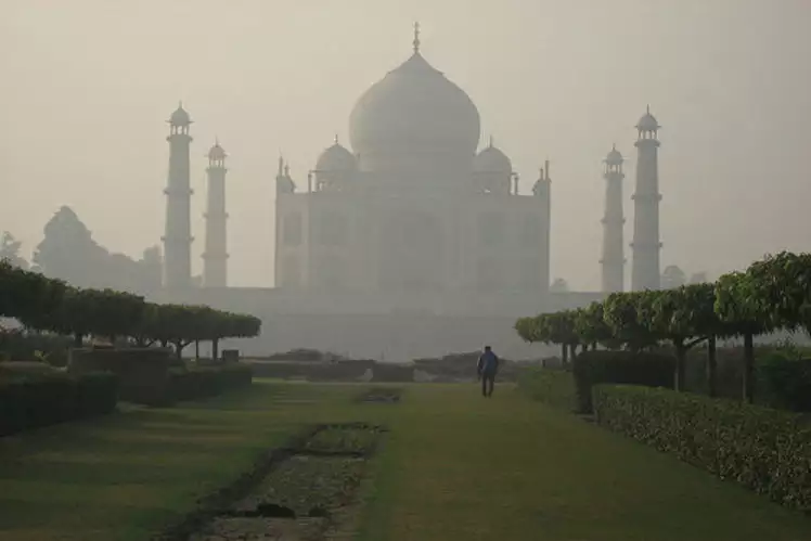 Delhi to Agra Cab