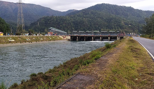 Dehradun to Dakpatthar taxi