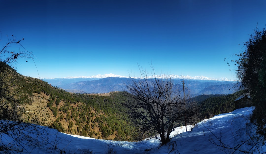 Dehradun to Kanatal Taxi