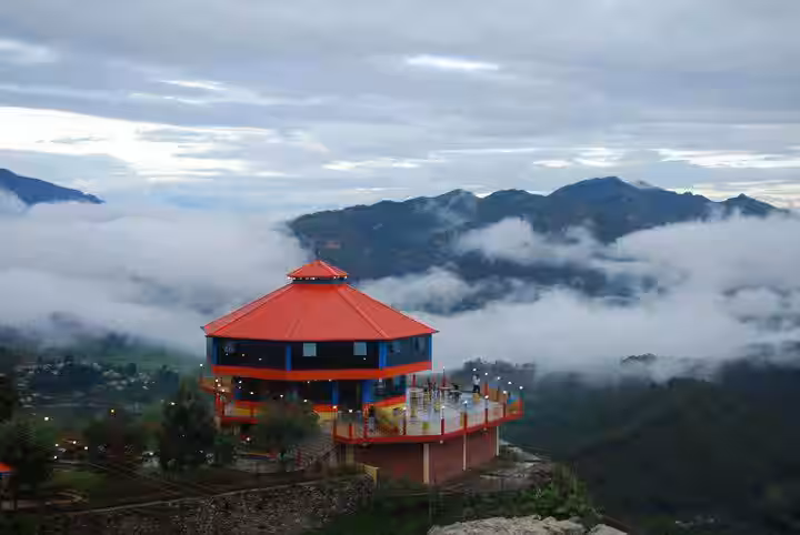 Dehradun to Pithoragarh Taxi
