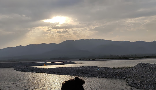 Dehradun to Tanakpur Cabs